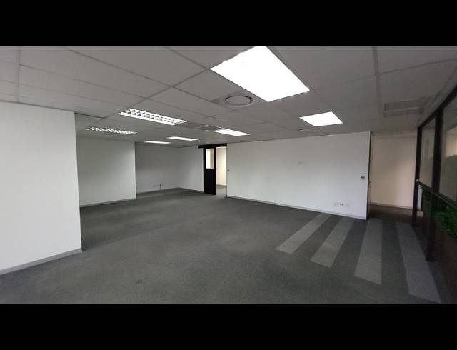 240M² OFFICE TO LET IN BRYANSTON